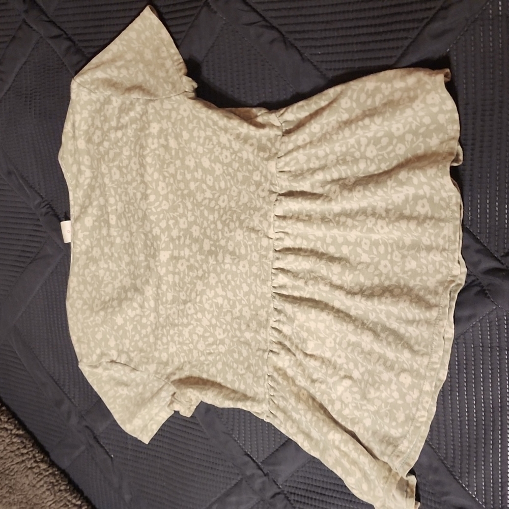Shirt - Picture 2 of 2